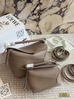LOEWE PUZZLE BAG  SIZE : 18*11cm,  24*15cm - Image 4