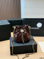 chanel 25 bag size : 17 X 18cm - Image 6