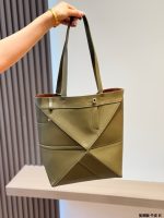 LOEWE Puzzle Fold SIZE :  25.5×14.5×31.5cm - Image 7
