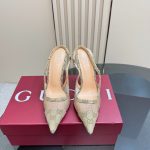 Gucci shoes size : 35 - 42 - Image 2