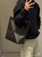 LOEWE Puzzle Fold SIZE :  25.5×14.5×31.5cm - Image 3
