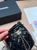 chanel 25 bag size : 17 X 18cm - Image 4