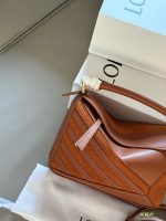 LOEWE PUZZLE  BAG SIZE :  24CM ,  18*11cm - Image 4