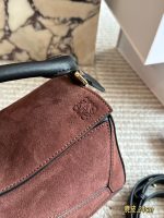 LOEWE PUZZLE SUEDE BAG SIZE :  24CM - Image 3