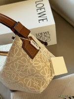 LOEWE BAG SIZE : 22×15cm, 26*17cm - Image 3