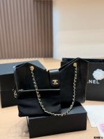 CHANEL 26P bag , size :  32 x 25 x 12cm
