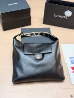 CHANEL 25K BAG SIZE : 40 35cm , 35 30cm - Image 4