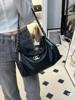 chanel shoulder bag - Image 6