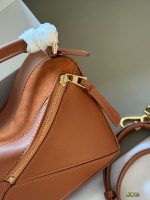 LOEWE PUZZLE  BAG SIZE :  24CM ,  18*11cm - Image 5