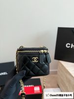 CHANEL vanity  bag size :  10x9 cm - Image 5