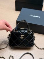 CHANEL 25N bag size : 18×13×7cm - Image 3