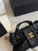 CHANEL 25K BAG SIZE : 23CM - Image 3