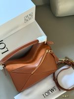 LOEWE PUZZLE  BAG SIZE :  24CM ,  18*11cm