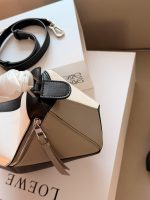 LOEWE PUZZLE BAG SIZE :  24CM - Image 5