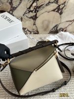 LOEWE PUZZLE BAG  SIZE : 18*11cm,  24*15cm - Image 6