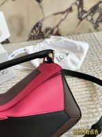 LOEWE PUZZLE BAG  SIZE : 18*11cm,  24*15cm - Image 3