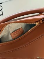 LOEWE PUZZLE  BAG SIZE :  24CM ,  18*11cm - Image 6