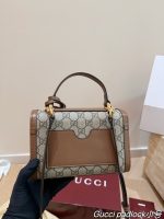 Gucci padlock handle size : 20 X 13 cm - Image 5