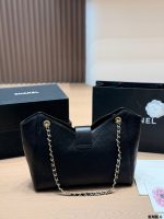 CHANEL 26P bag , size :  32 x 25 x 12cm - Image 5