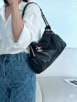 chanel shoulder bag - Image 9