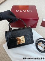 Gucci padlock handle size : 20 X 13 cm