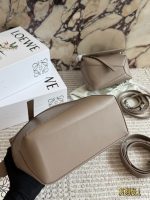 LOEWE PUZZLE BAG  SIZE : 18*11cm,  24*15cm - Image 7