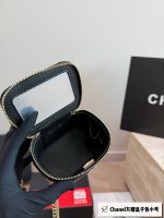 CHANEL vanity  bag size :  10x9 cm - Image 8