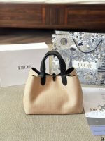 DIOR toujours bag size :30 X 20cm - Image 3