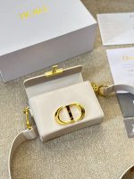 DIOR  MONTAIGNE BAG SIZE : 18 x 13cm - Image 3