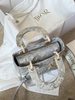 DIOR LADY DIOR size : 20 cm - Image 3