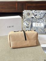 DIOR toujours bag size :30 X 20cm - Image 4