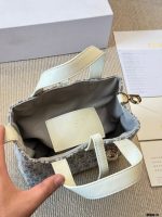 𝑫𝒊𝒐𝒓 𝒕𝒐𝒖𝒋𝒐𝒖𝒓𝒔 bag size:  20 cm - Image 3