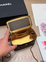 CHANEL 22S VANITY SIZE : 16/10/8cm - Image 4