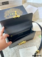 DIOR  MONTAIGNE BAG SIZE : 24 X 16/ 21 X14cm - Image 3