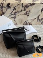 LOEWE PUZZLE BAG SIZE : 18*11cm,  24*15cm - Image 5