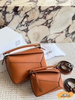 LOEWE PUZZLE BAG SIZE : 18*11cm,  24*15cm - Image 6