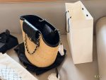 CHANEL BAG size：28*50*26cm - Image 3