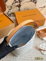 LOUIS VUITTON lv  All In BB - Image 4