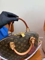 LOUIS VUITTON lv ALMA PM SIZE : 35.27cm - Image 5