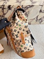 LOUIS VUITTON lv BACKPACK SIZE :  45 X 26cm - Image 7