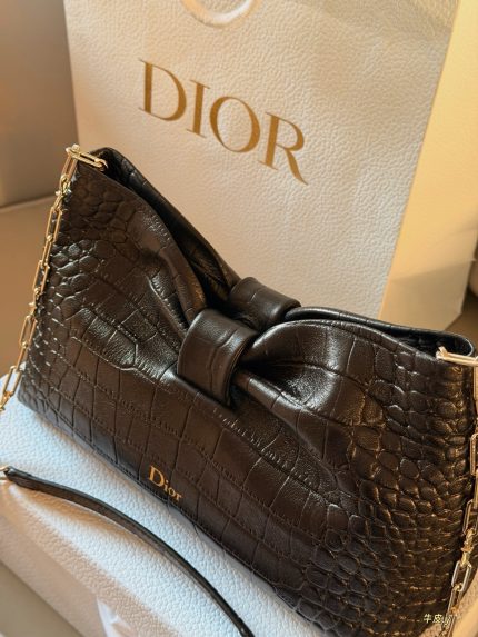 DIOR BOW  BAG SIZE : 23*13cm