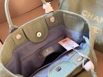 CHANEL bag size :38*30cm , 33*25cm - Image 6
