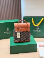 GOYARD BACKPACK SIZE : 19 X 22cm - Image 4