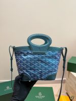 Goyard Beluga Mini SIZE : 18 X 17 CM