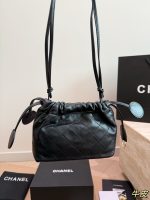 CHANEL BAG  SIZE :  19 x 14 cm - Image 7