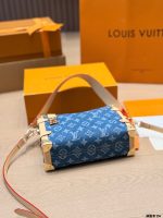 LOUIS VUITTON lv TRUNK BAG  SIZE :  23  X 16cm - Image 5