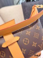 LOUIS VUITTON lv POCHETTE MIA BAG - Image 8