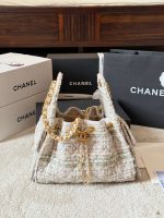 CHANEL 25 BAG SIZE : 26CM