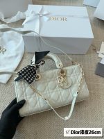 DIOR lady dior joy size :26 cm