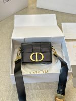 DIOR  MONTAIGNE BAG SIZE : 18 x 13cm - Image 4